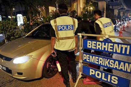 Polis Buat Roadblock