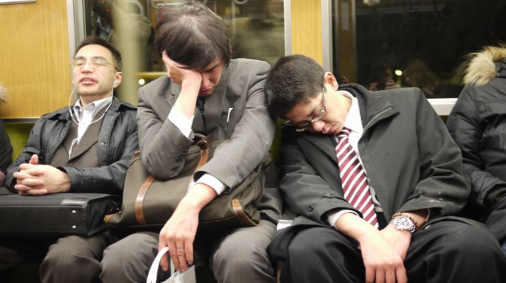 Experts Say Working Overtime Is Causing Malaysians To Go Mental And Die Early World Of Buzz 3