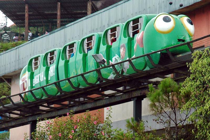 Caterpillar Monorail 2