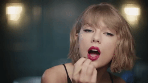 Taylor Swift Red Lipstick