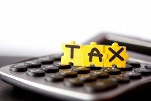 今年加拿大个人报税限期将延至5月2日