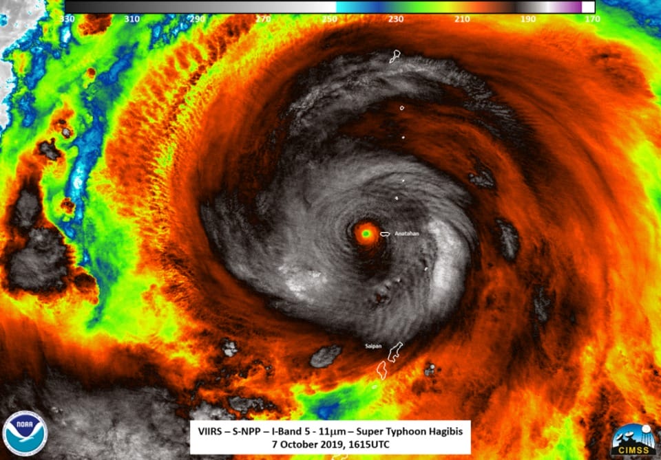 Super Typhoon Expected To Hit Japan Turns The Countrys Skies Into Deep Shade Of Purple World Of Buzz 3