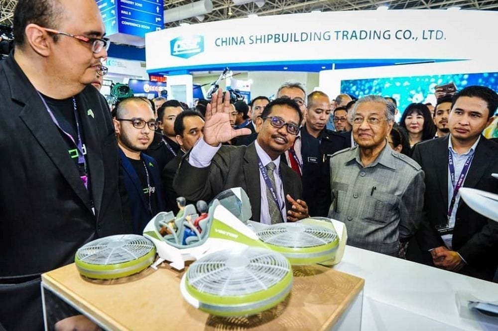 Prev Desktop Thankfully No Flying Cars For Malaysia Minister Confuses Flying Cars With Vtol Vehicles 65488 Cover 2019 55441106 1736457649787072 3909797987559145472 O 1