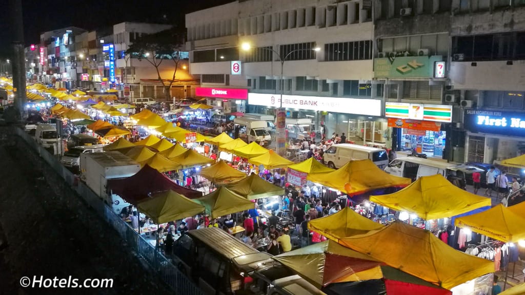 connaught pasar malam.jpg