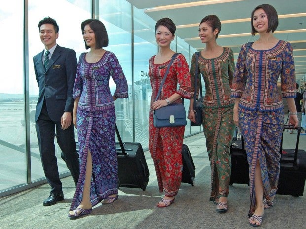 Singapore Airlines Crew Uniform Colours 3 Crop 620X465 1