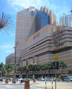 1200Px The Mall And Legend Hotel Kuala Lumpur