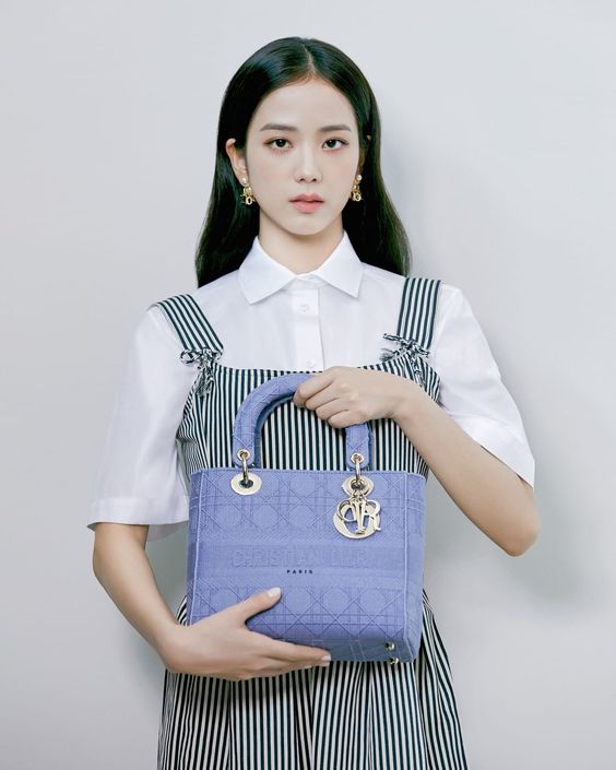 Jisoo Dior Bag