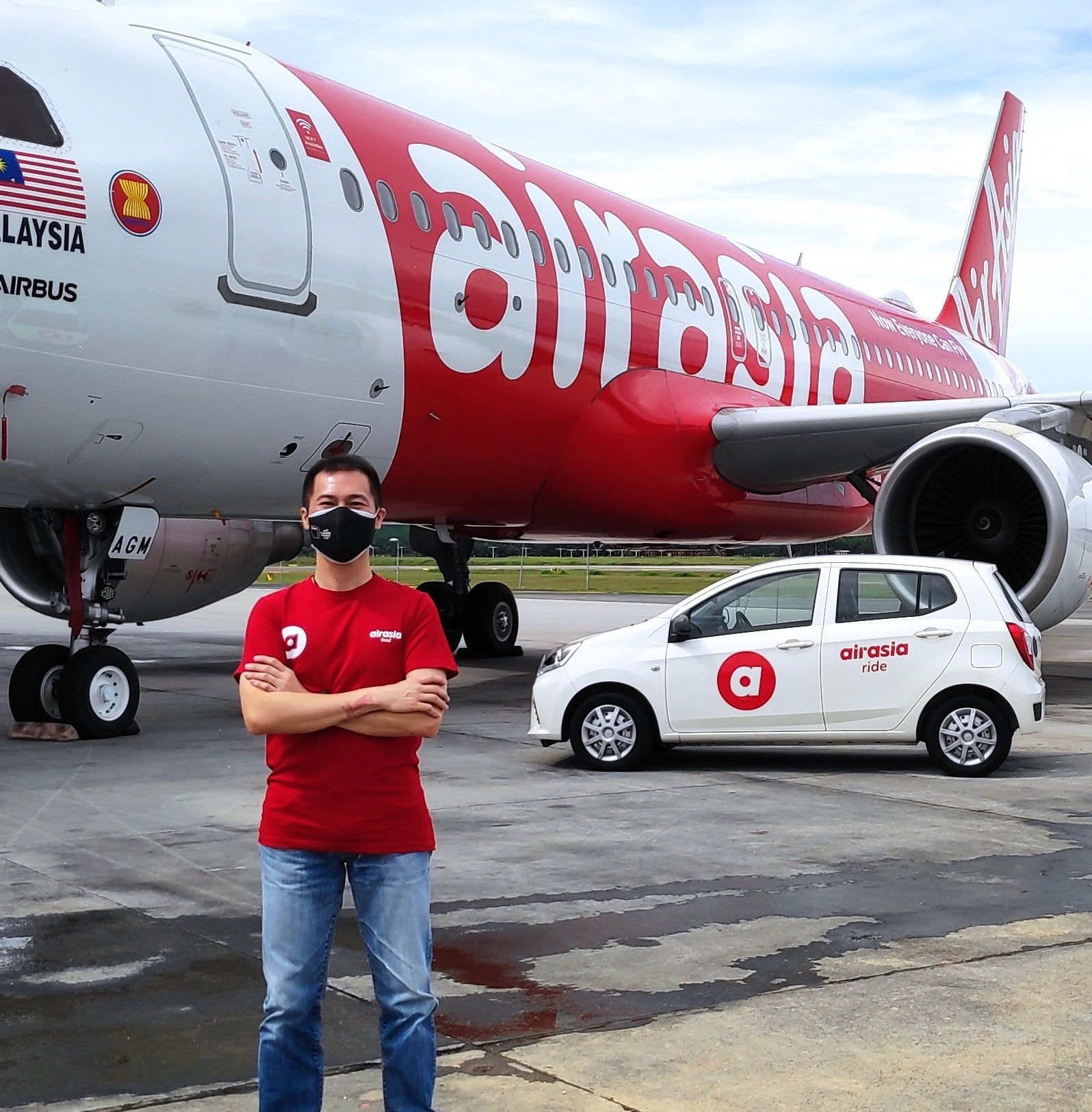 AirAsia Ride driver car and airplane