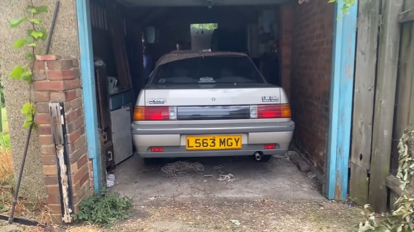 S2 28 Year Old Proton Saga In Uk