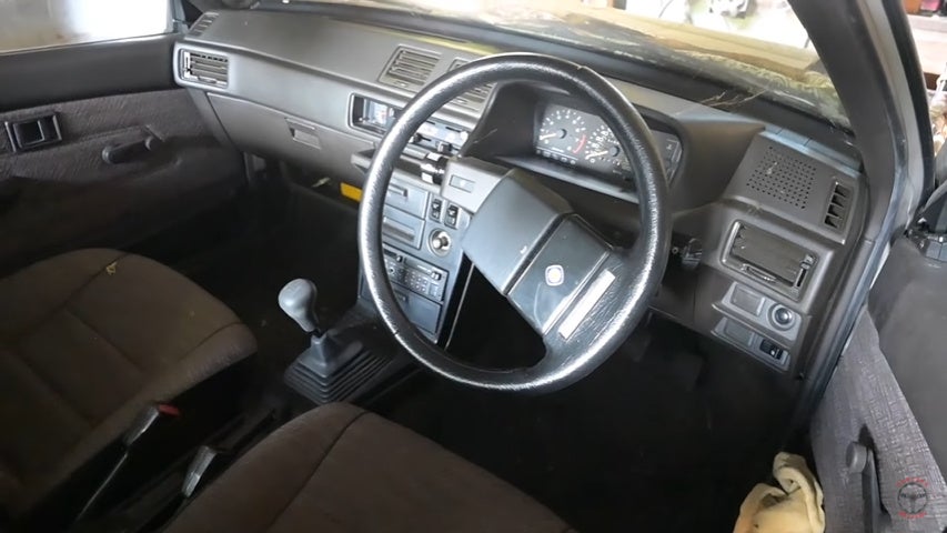 Ss2 28 Year Old Proton Saga In Uk