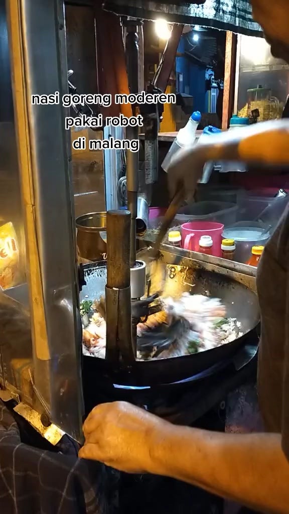 铁手炒饭1