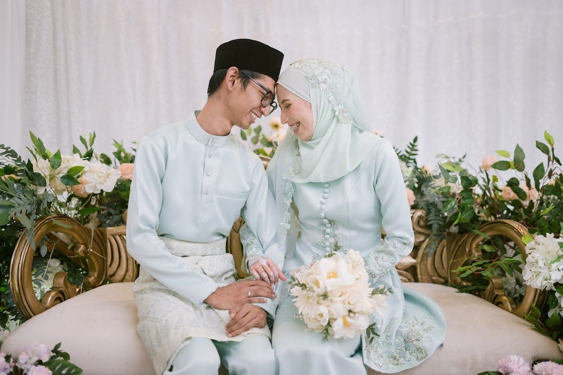 Malaysian Naquib doctor married after putting online resume to look for bride