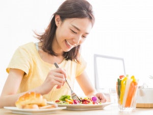 女生养生吃健康饮食