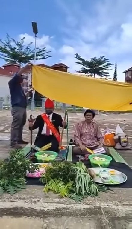 Ss1 Raja Bomoh Puteri Zaleha Banjir Teluk Intan