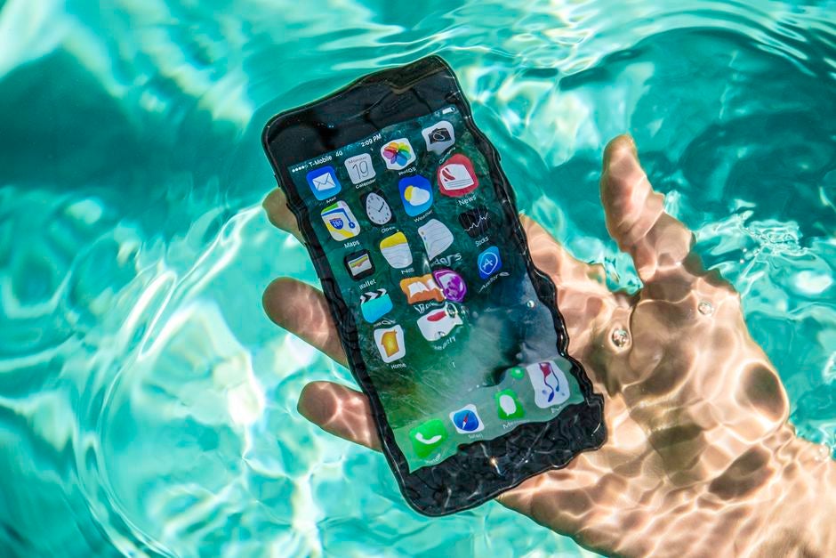 iphone water