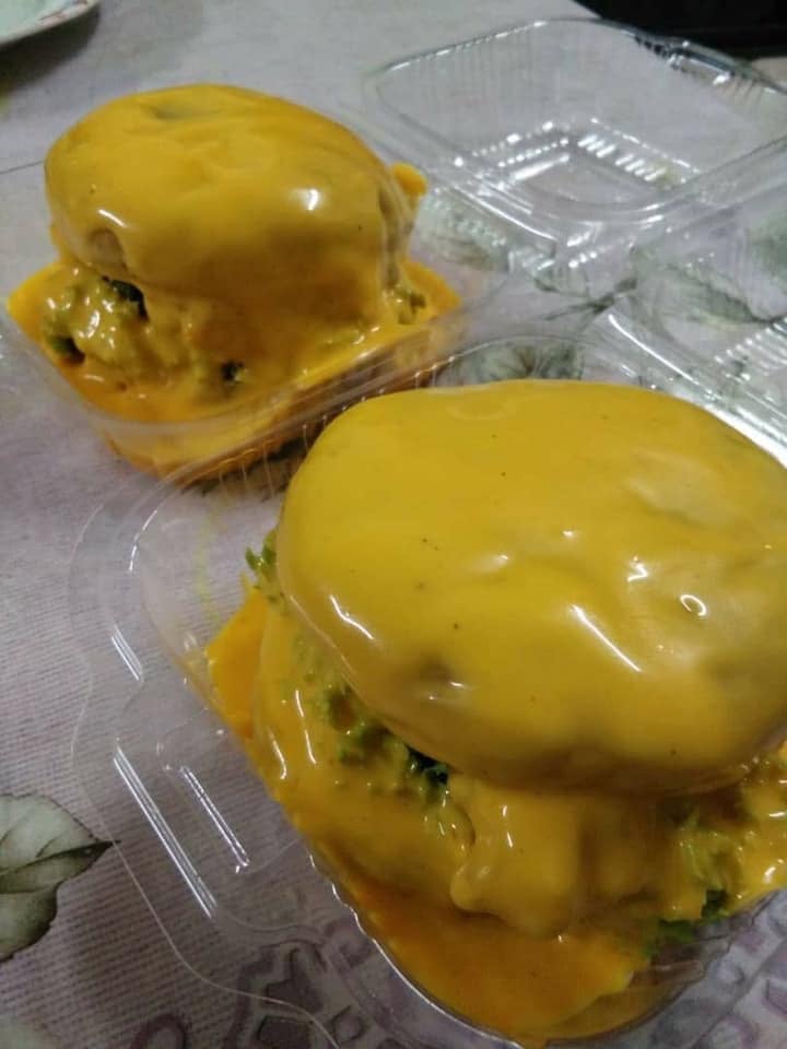 Cheese Burger Meleleh Sauce