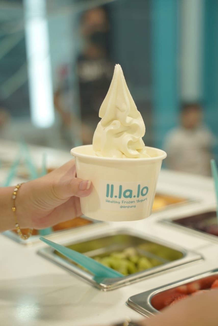 ll.la .lo malaysia frozen yogurt shop copycat 12