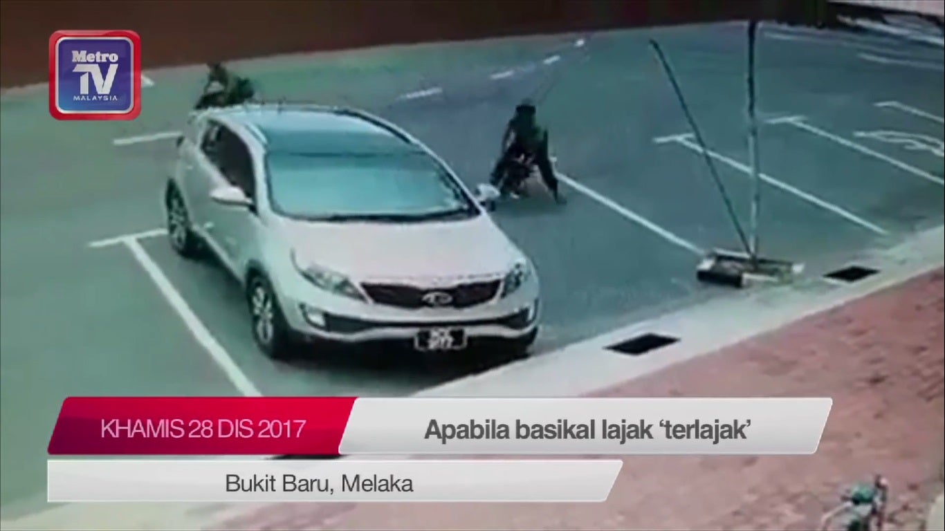 SS 1 bicycle hit and run car