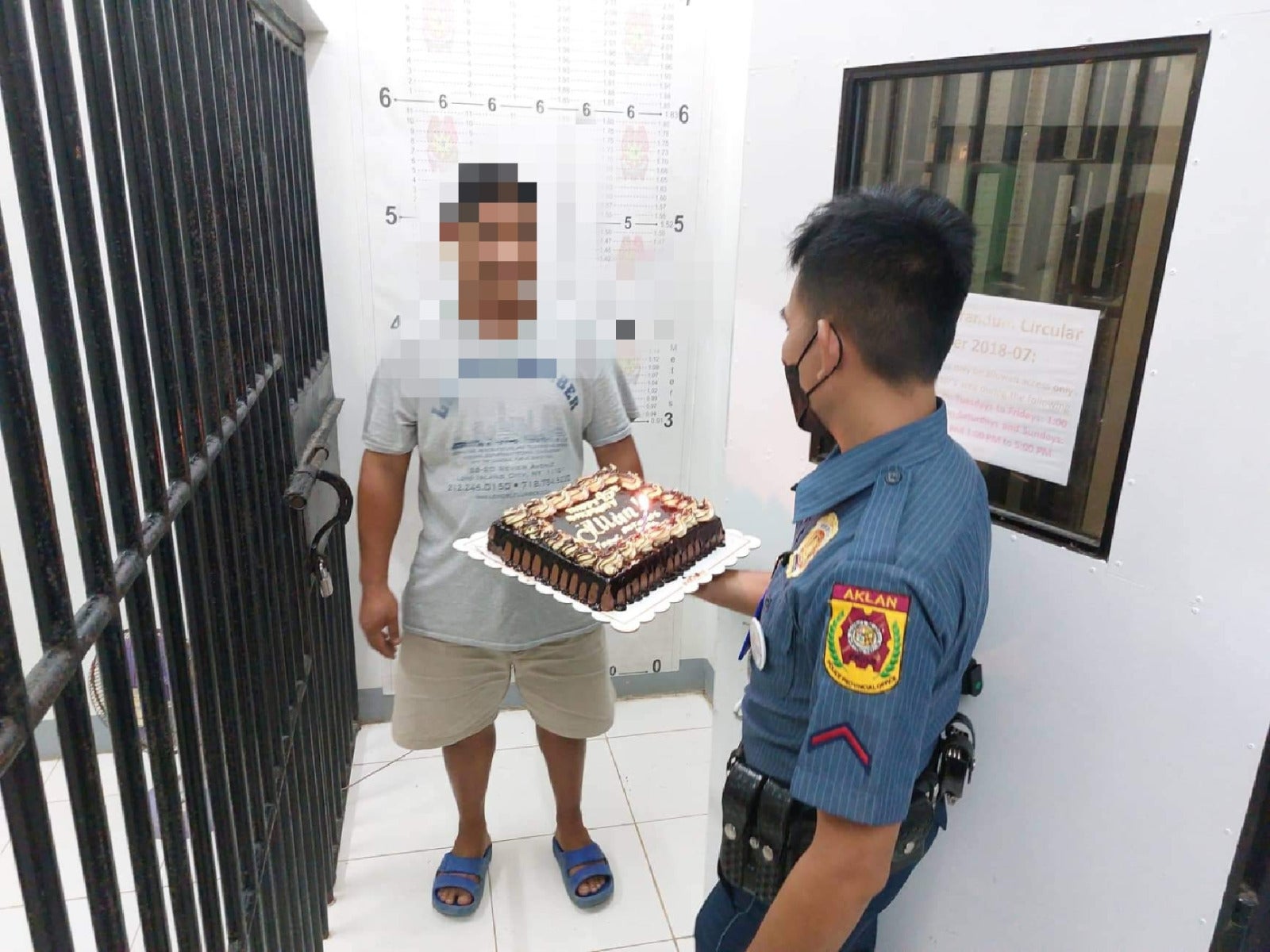 Police Give Birthday Cake Surprise To Jail Arrested Man Scaled