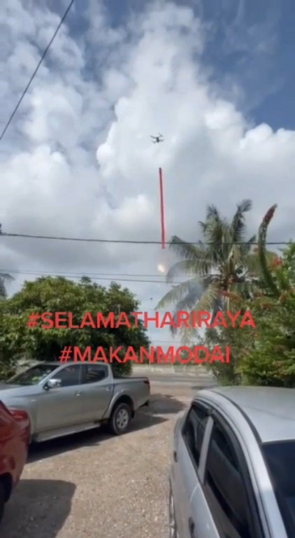 Ss 2 Hari Raya Drone Firecrackers Gg