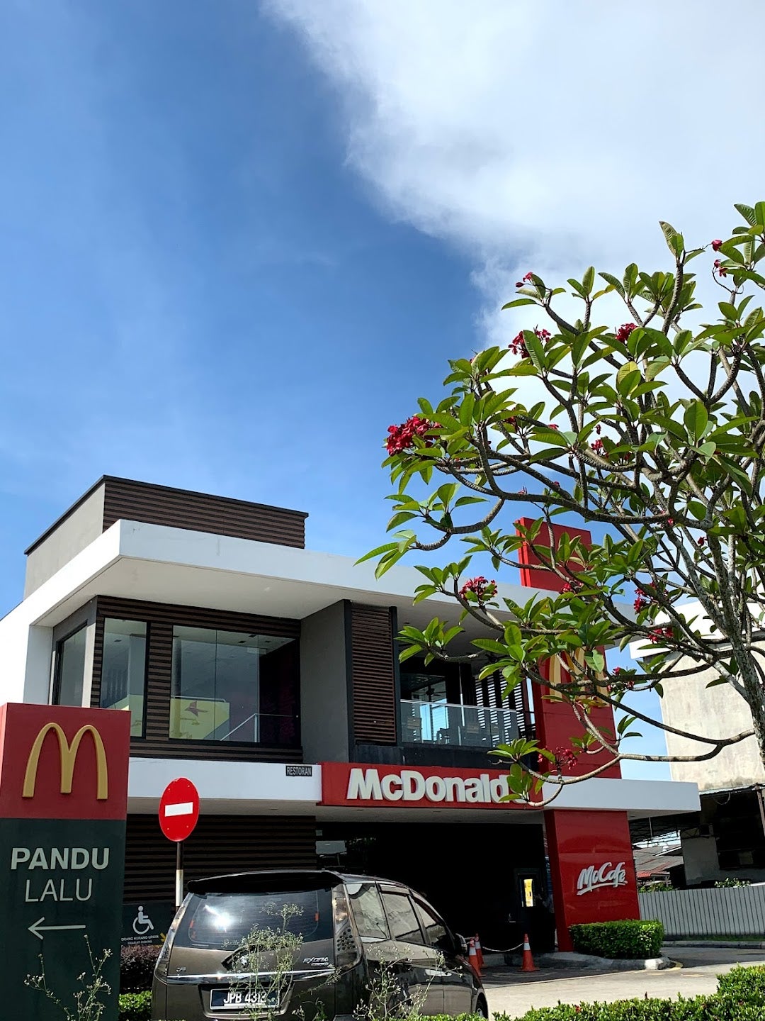 McD muar