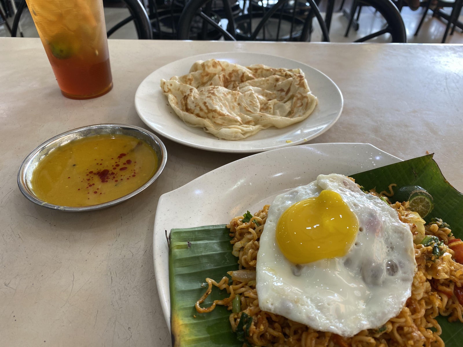 roti canai maggi goreng mata teh o ais limau