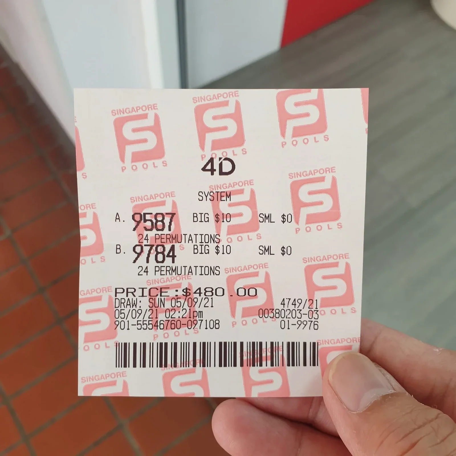 4d ticket