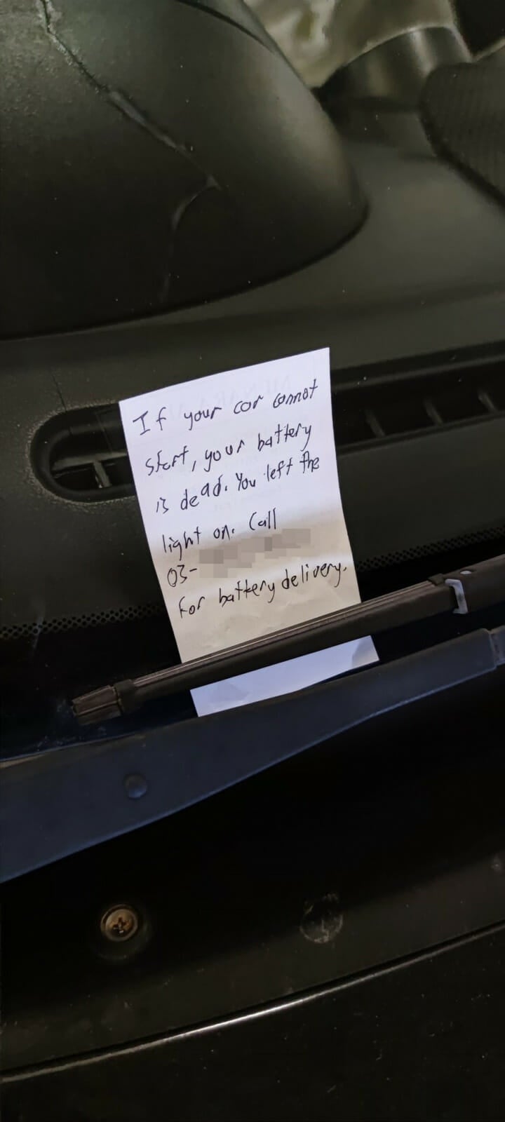 kind malaysian man leaves a note for driver forgot to turn off headlights battery delivery phone number 2