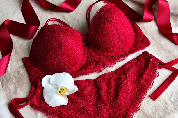 red undies bra