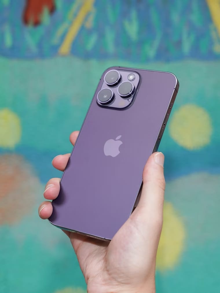 iphone 14 pro max deep purple review on hand