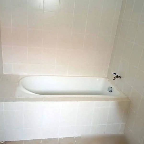 Bath Tub New House