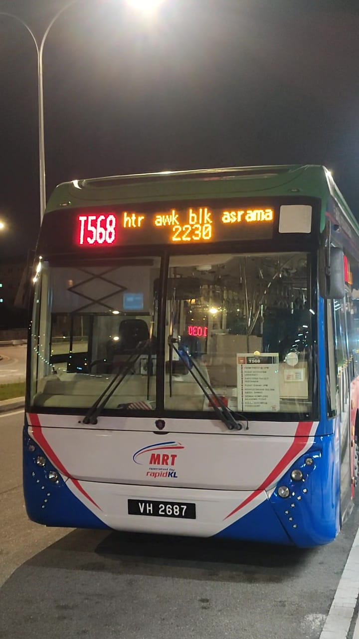 bus late driver apologize using LED light message 3