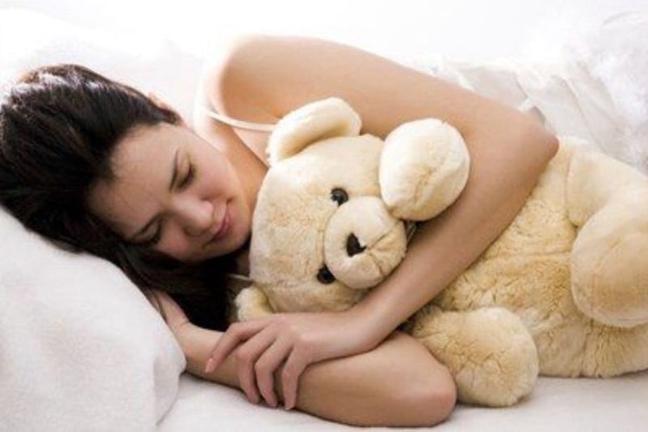 girl w teddy bear