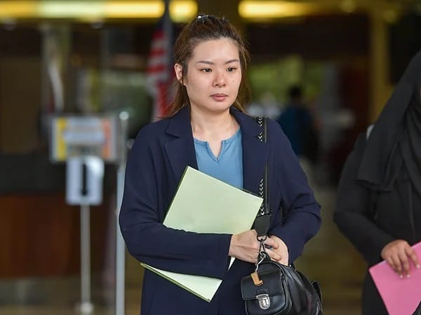 jenny chen fined for Possessing counterfeit handbag fake gucci