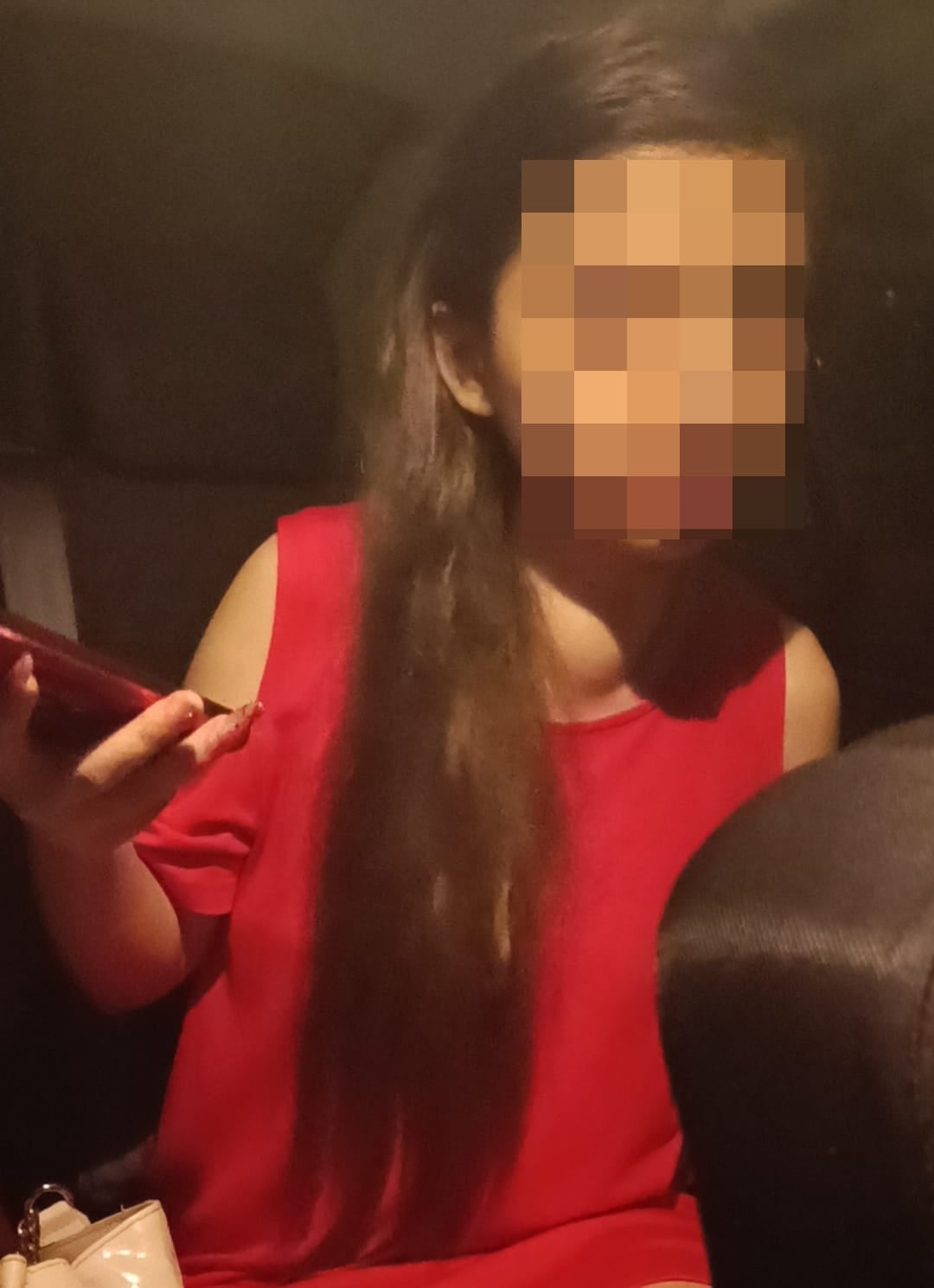 adeline change woman red dress scammed refused to pay driver fee 3