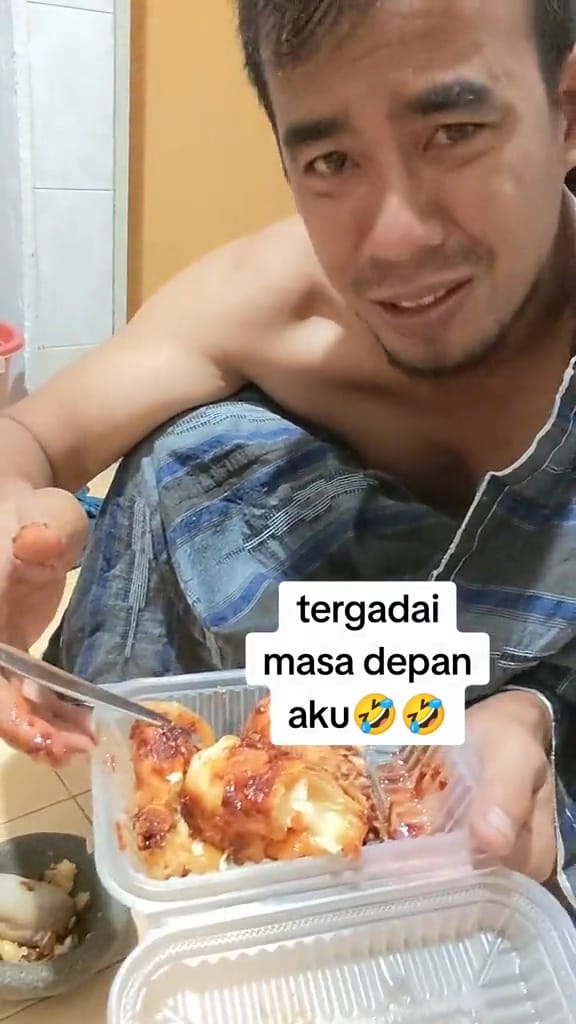 man bites popiah tooth patah 1