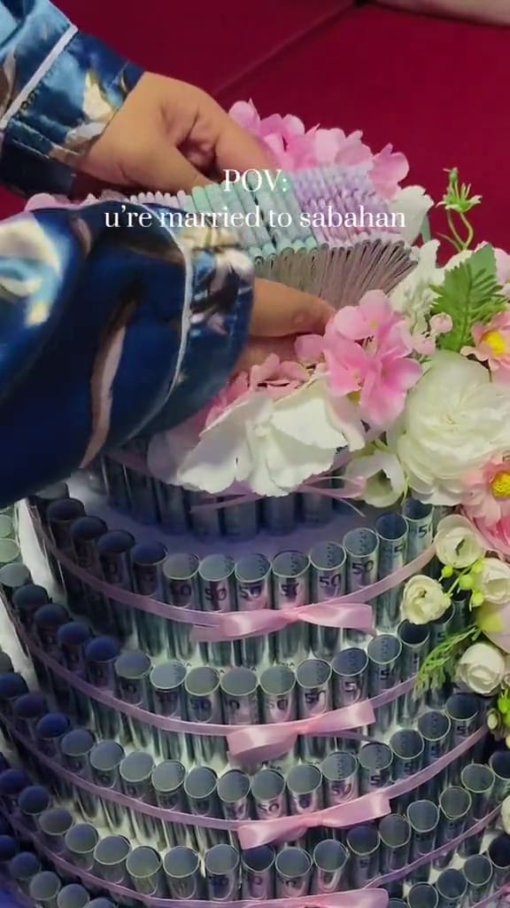 大马男子结婚聘金蛋糕RM50000 2