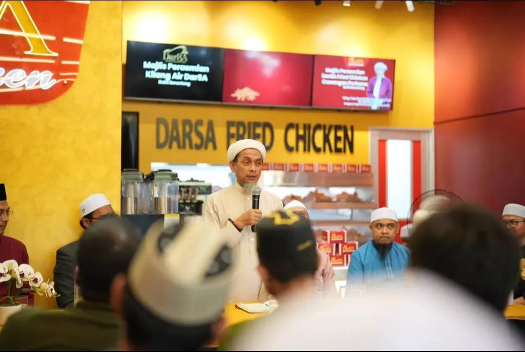 Darsa Fried Chicken Dfc Brand Malaysia Syeikh Muhd Zainul Asri