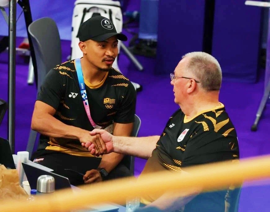 John Beasley Malaysia Track Cycling Coach Permenant Resident 2