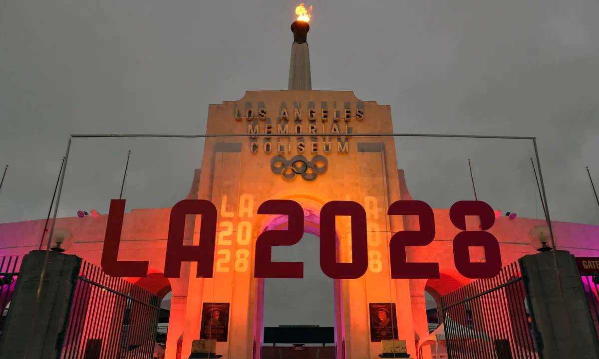 La2028