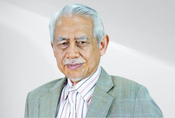 Datuk Kamarudin 1