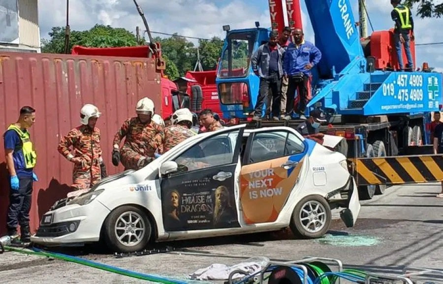 accident lori bukit mertajam pulau penang 1