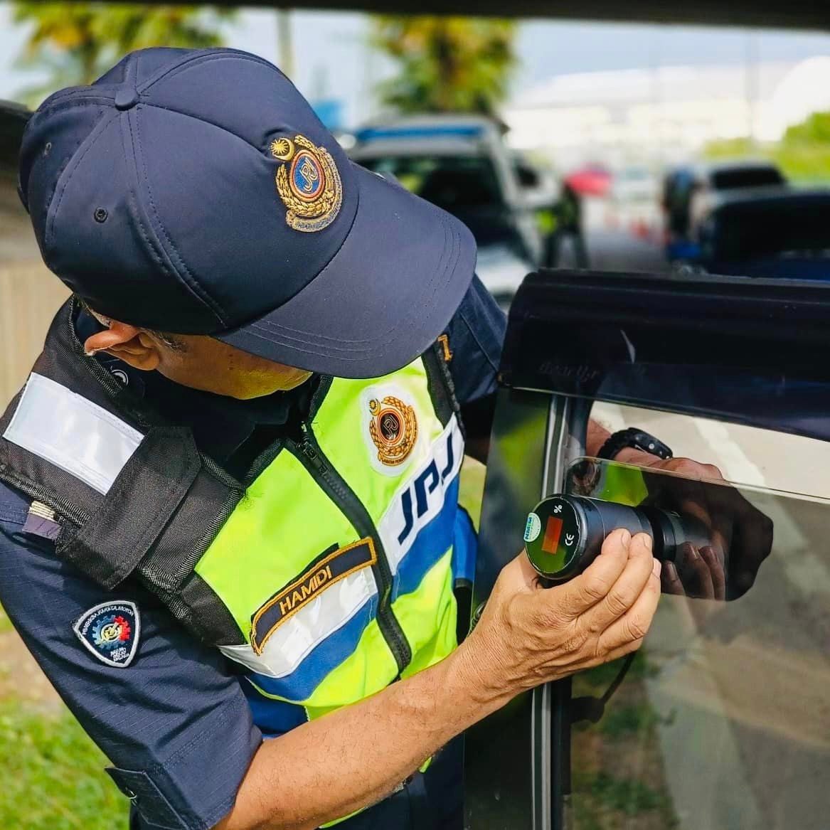 jpj selangor checing tinted car window