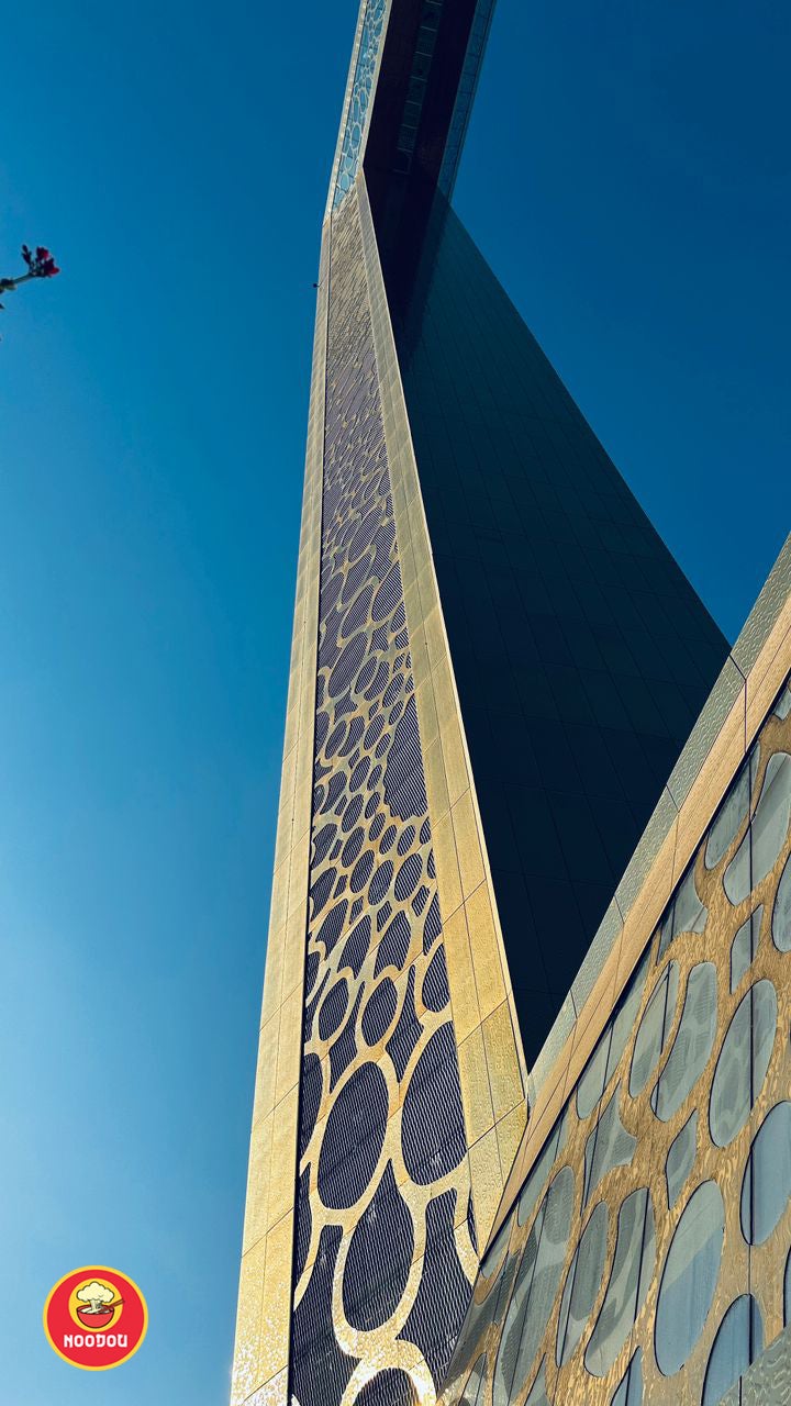 dubai frame4