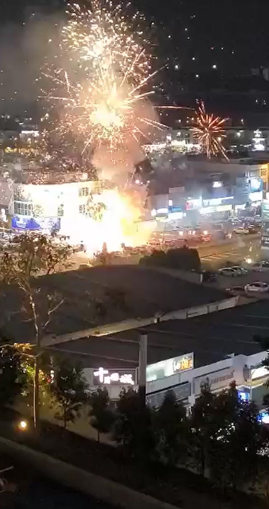 烟花档爆炸