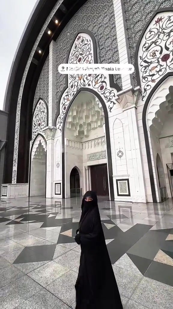 rae lil black hijab msia 1