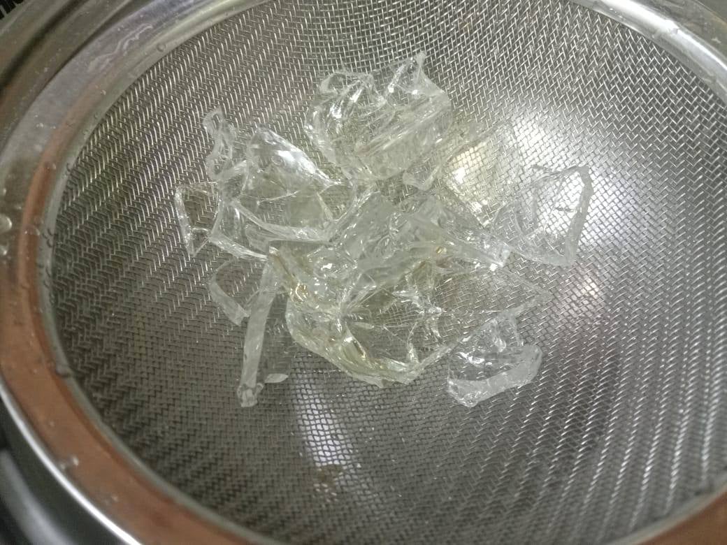玻璃碎片