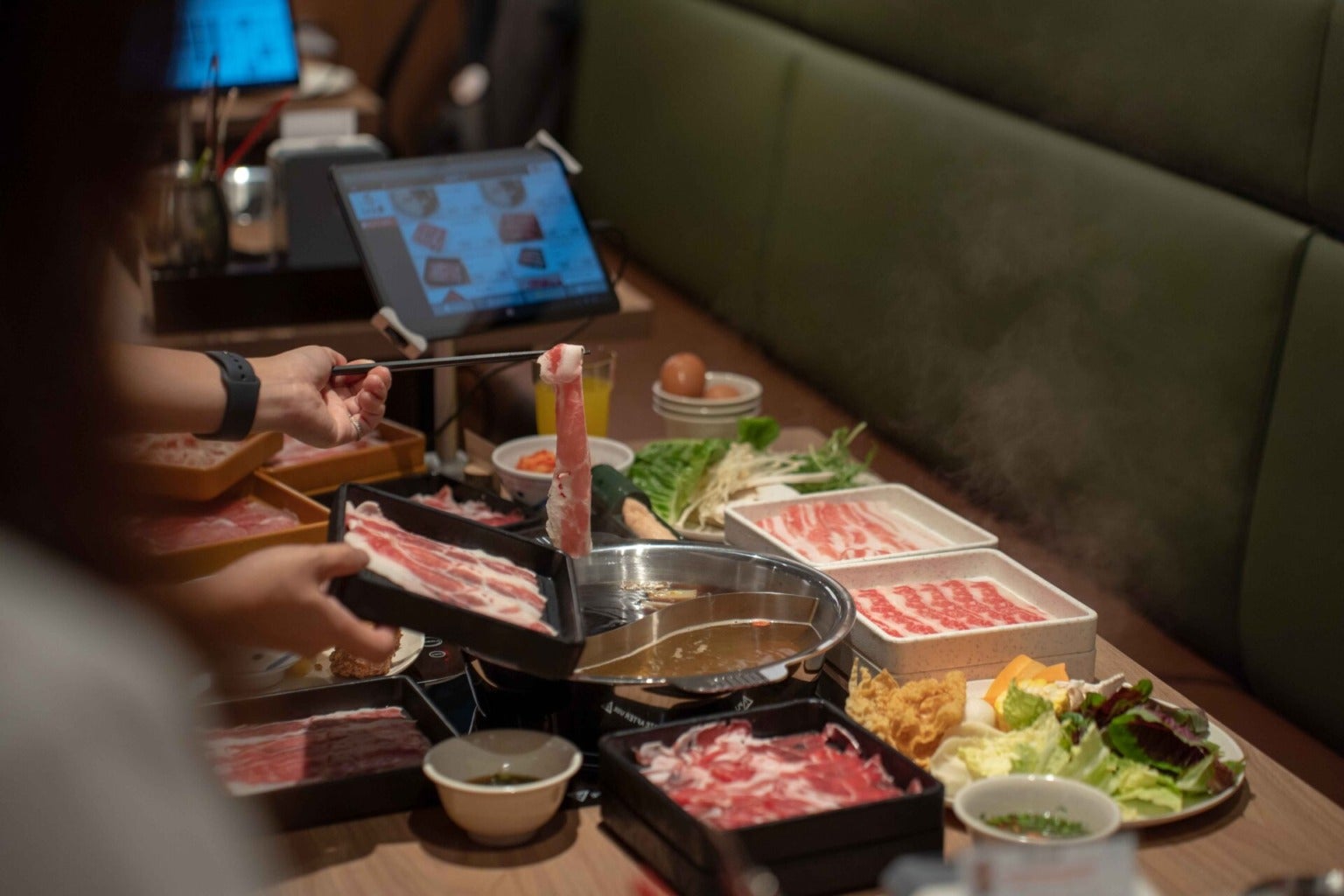 【火锅控爽了📢】日式涮涮锅『SHABU-YO』第七家分行进驻1 Utama!各种肉肉吃到饱从RM39.90起😋🥩 - NOODOU