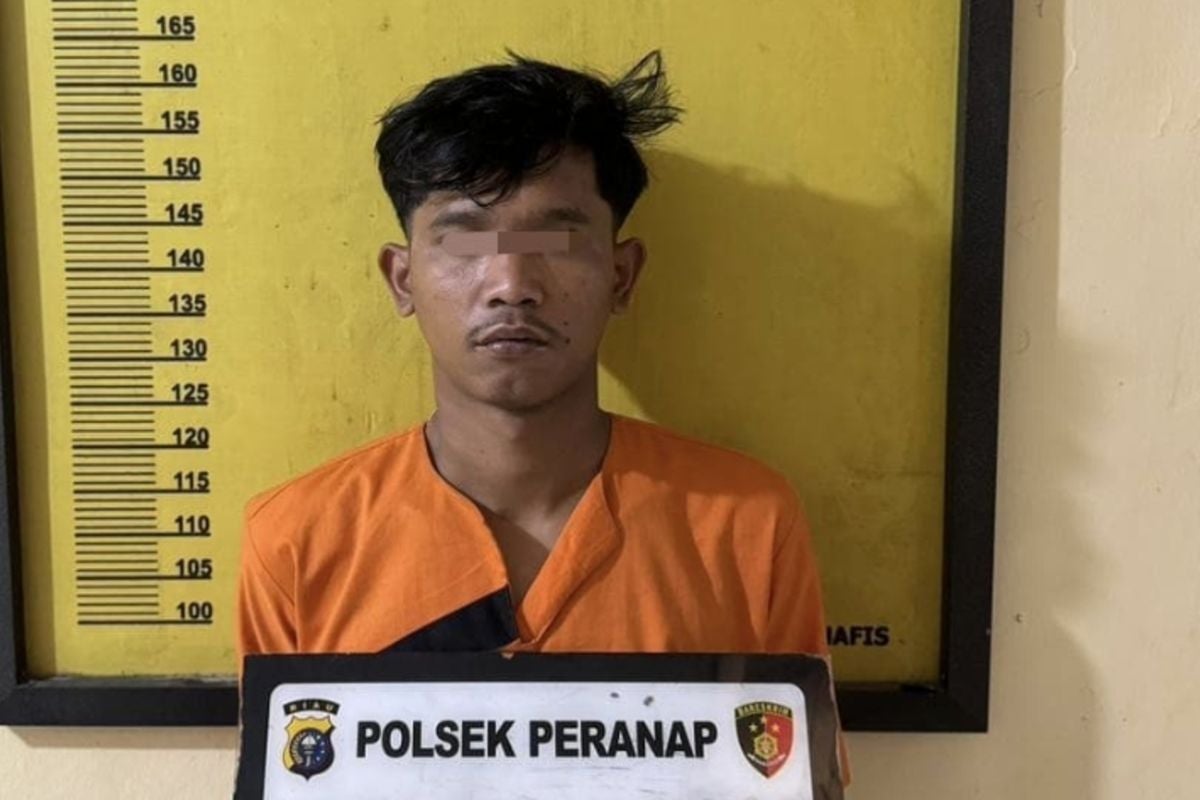 thief steals motorcycle stolen fell asleep in mosque indonesia