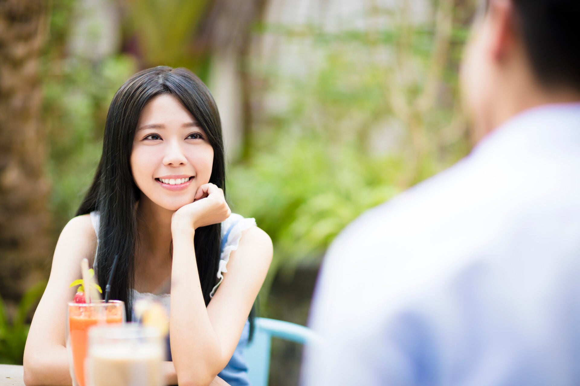 woman man couple dating cafe 123rf